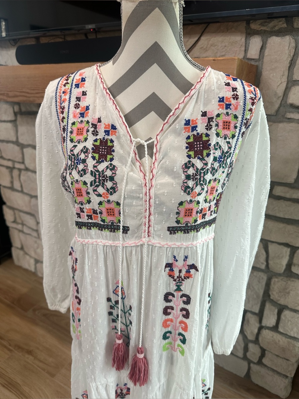 White Embroidered Maxi Dress with Pink Tassels - Picture 3 of 7